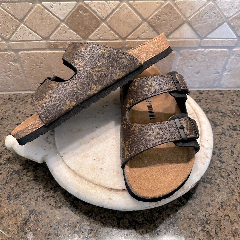 Handmade Leather Sandals all sizes available to customize!